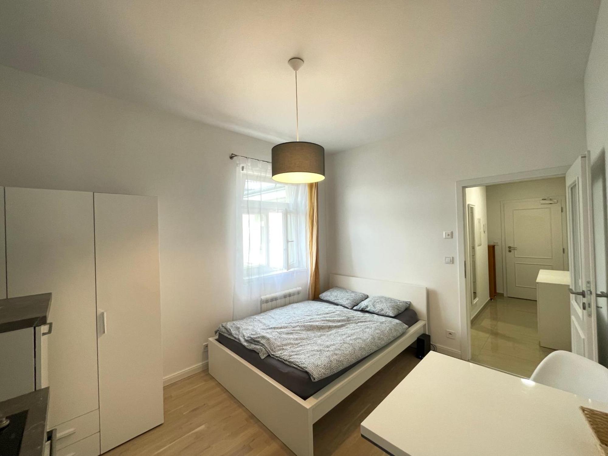 Wash Apartment On Metro Prague 1 מראה חיצוני תמונה